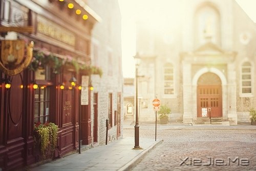 晚安心语:一个人害怕孤独,两个人害怕辜负 (2)