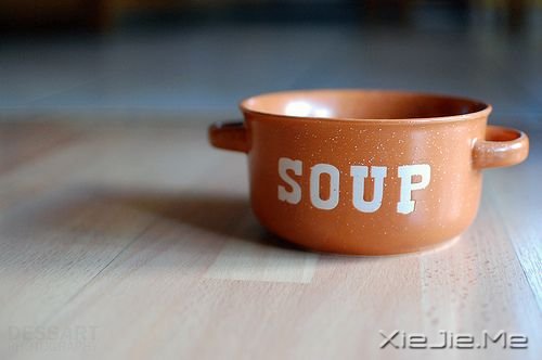 晚安心语:其实总是笑的人,真的很需要人疼 (9)